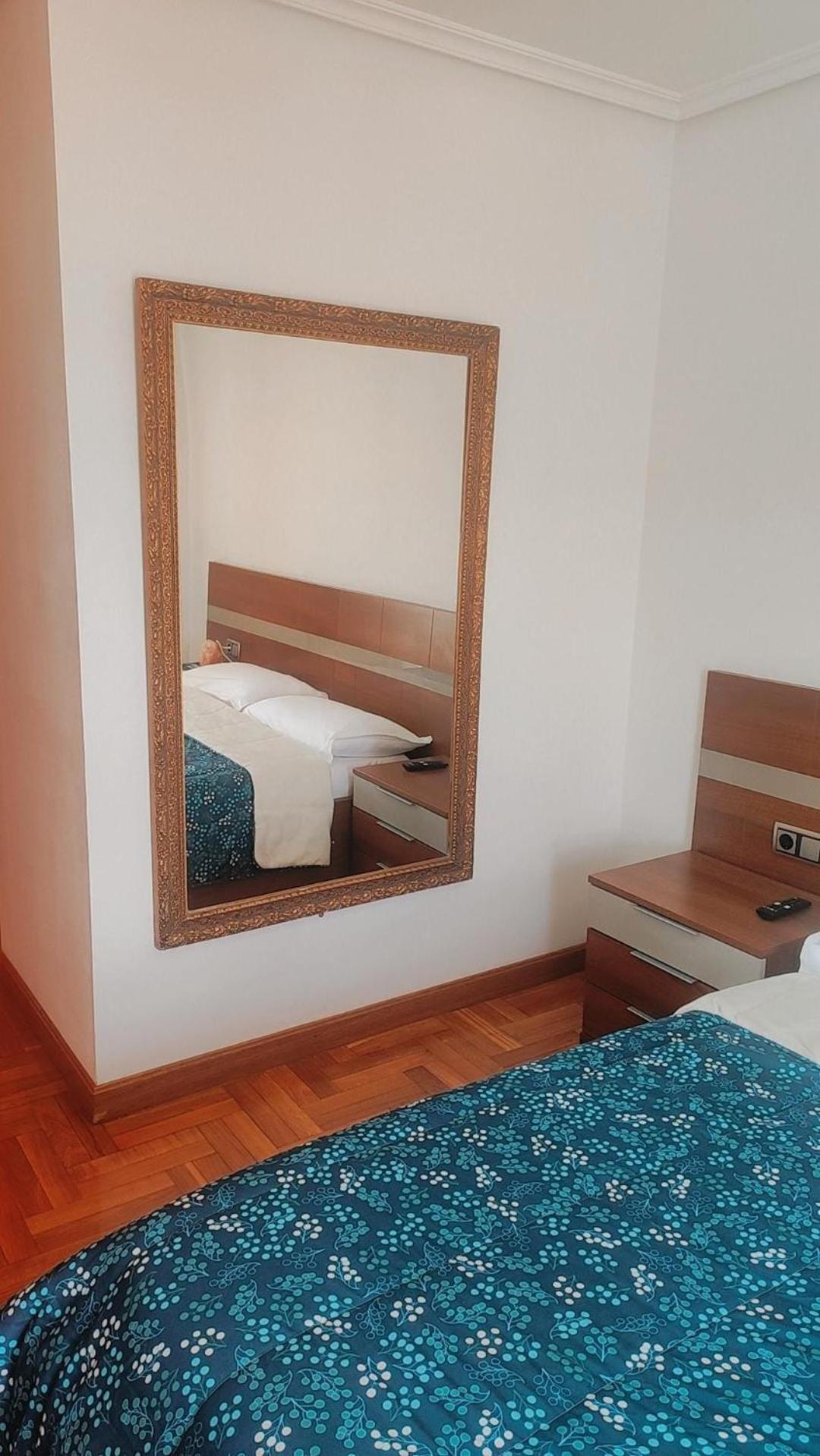 Habitacion Renfe Pampelune Extérieur photo